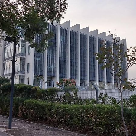 Studio In Herzliya, Near Idc & Park ภายนอก รูปภาพ