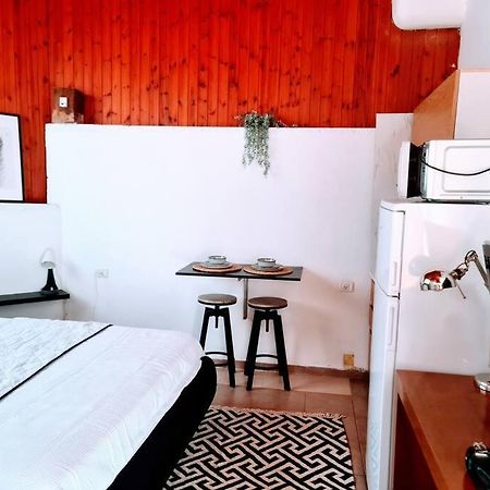 Studio In Herzliya, Near Idc & Park ภายนอก รูปภาพ